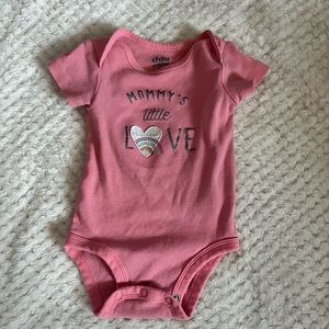 Mommy’s little love Onsie. Pink. 0-3 months